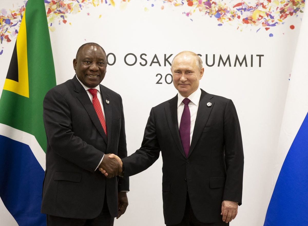 Should South Africa arrest Putin at the 2023 BRICS Summit?