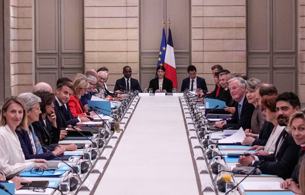 France’s divided government struggles to coordinate Africa policy 