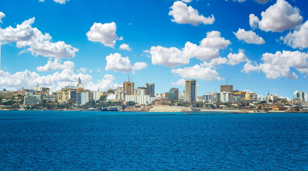 Exploring the diversity of Dakar