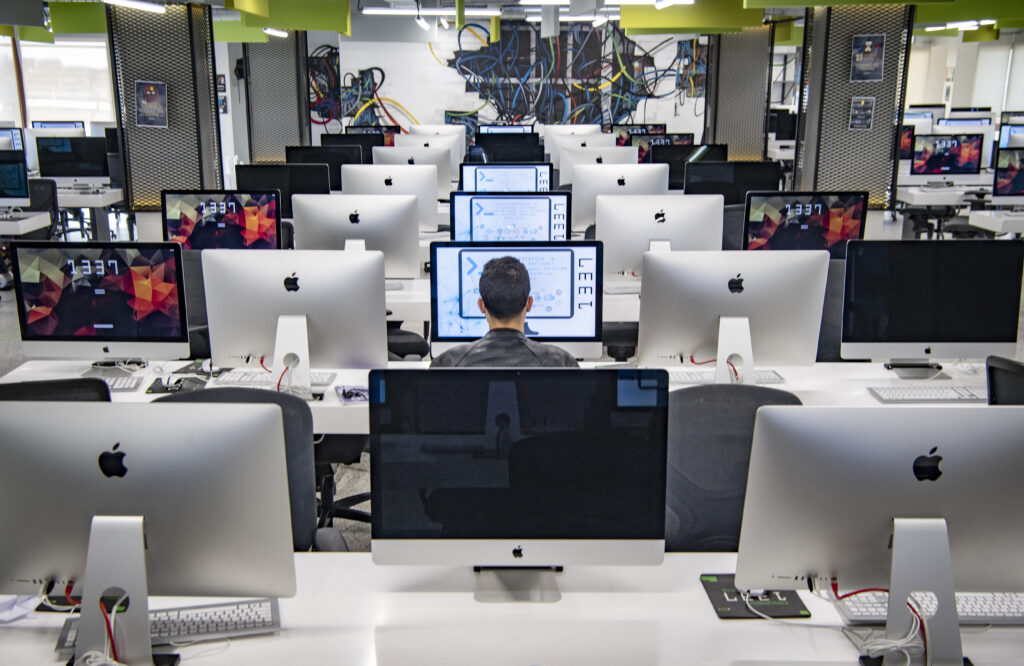 Morocco to establish regional AI hubs in bid to capture tech benefits 