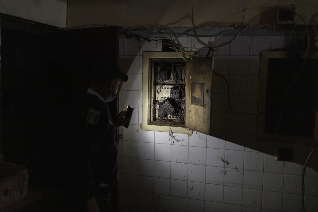 A year after load-shedding, South Africa fights electricity theft